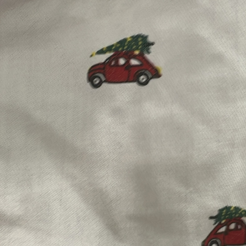 Petite Plume Christmas Pajama Top - size 4 - Picture 6 of 7